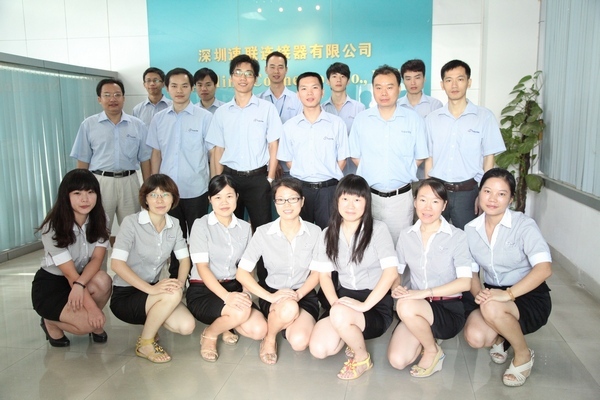 Professional customer service team Équipe de service à la clientèle professionnelle